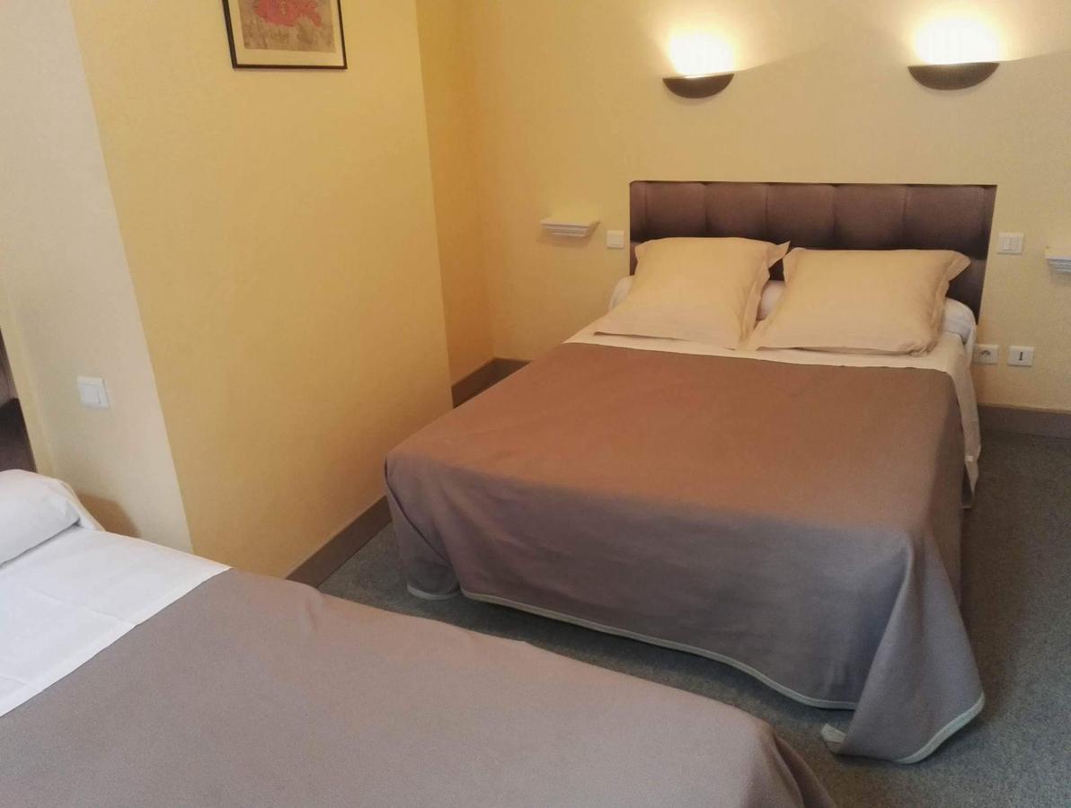 Hotel Du Square Riom Luaran gambar
