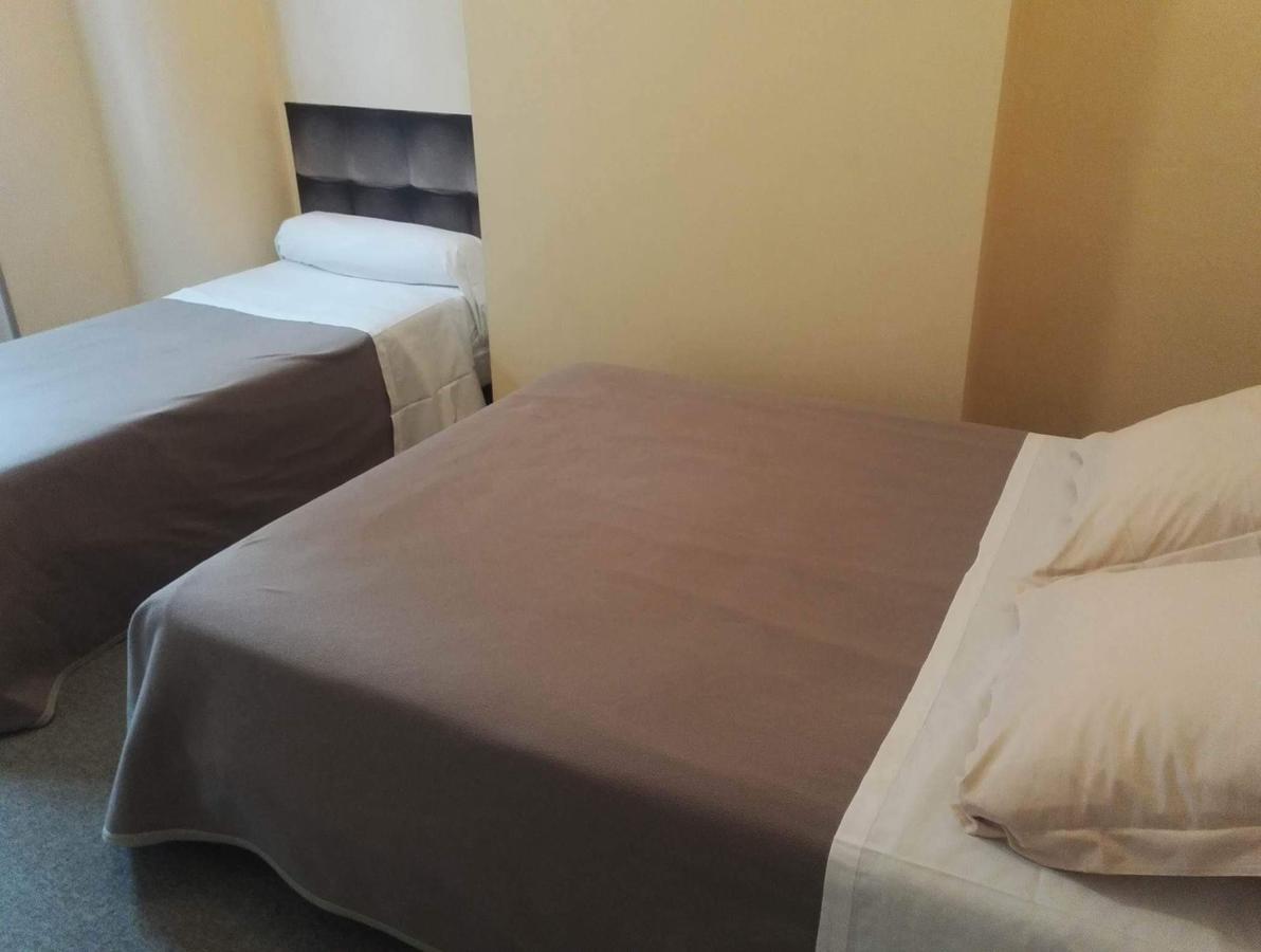 Hotel Du Square Riom Luaran gambar