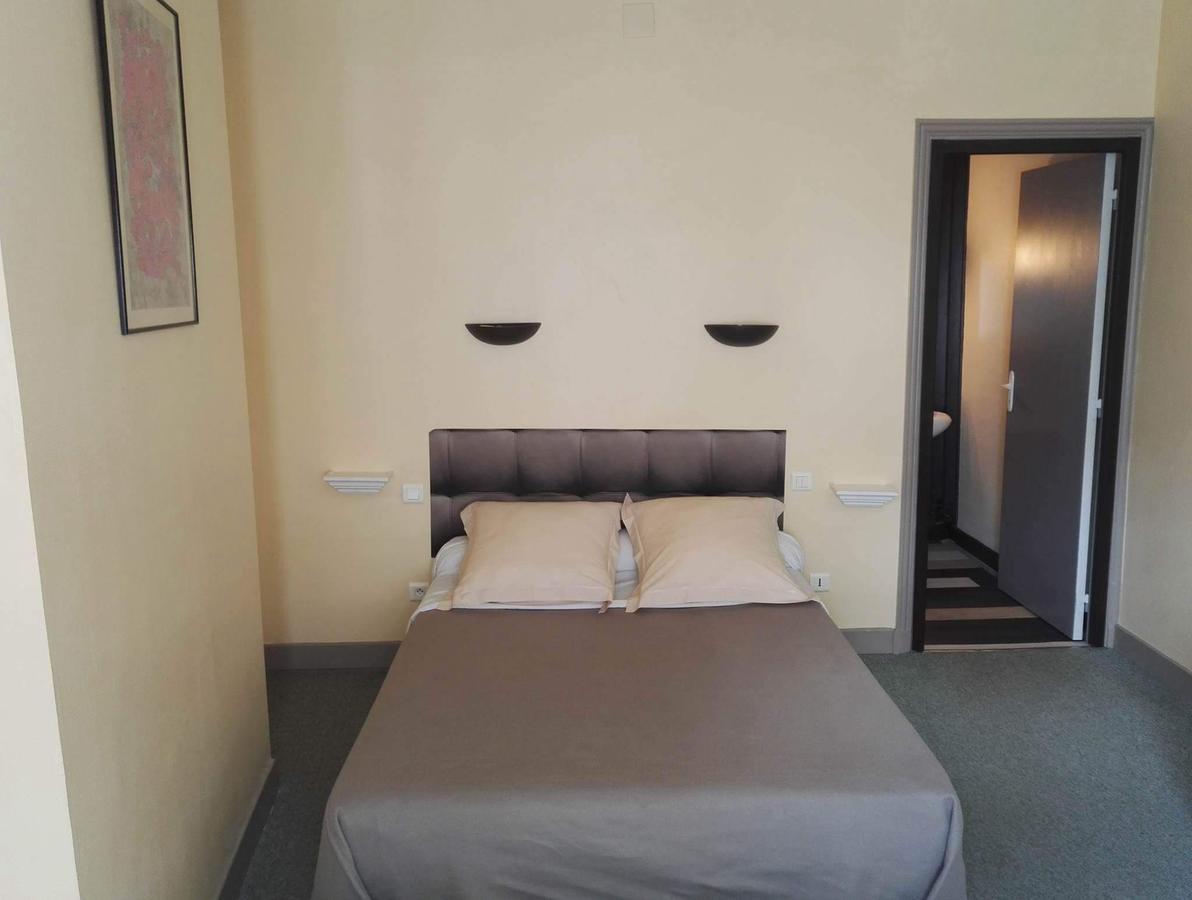 Hotel Du Square Riom Luaran gambar